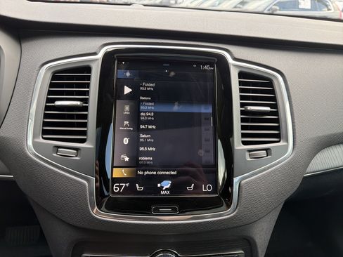 Used 2020 Volvo XC90 T6 Momentum w/ Protection Package Premier AWD/4WD image 23