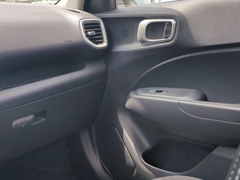 New 2026 Hyundai Venue SEL FWD image 19