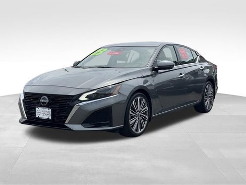 Certified 2023 Nissan Altima 2.5 SL FWD image 2