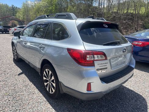 Used 2016 Subaru Outback 2.5i Limited image 3