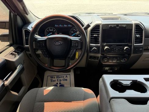 Used 2017 Ford F250 XLT w/ XLT Value Package AWD/4WD image 11