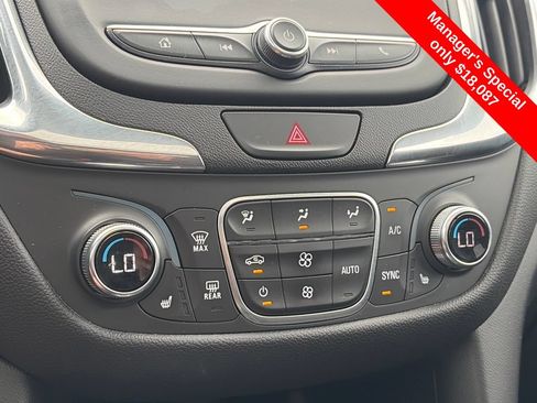 Used 2020 Chevrolet Equinox LT AWD/4WD image 23