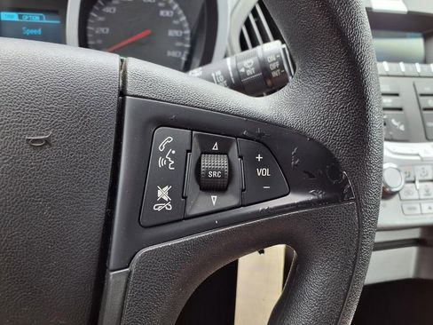 Used 2013 Chevrolet Equinox LS FWD image 12