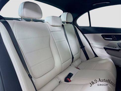 Used 2023 Mercedes-Benz C 300 4MATIC Sedan w/ Exclusive Trim Package image 34
