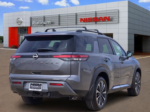 New 2026 Nissan Pathfinder Platinum image 5