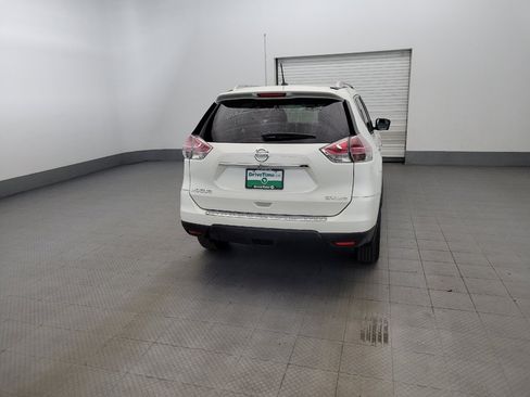 Used 2016 Nissan Rogue SV w/ SV Premium Package AWD/4WD image 7