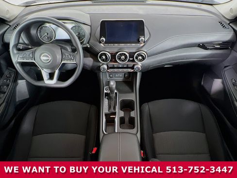 Used 2025 Nissan Sentra SV image 18
