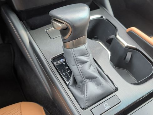 Certified 2025 Lexus ES 350 w/ Premium Package FWD image 21