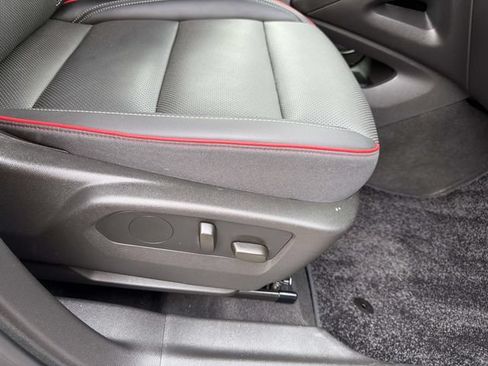 Used 2023 Buick Envision Essence w/ Sport Touring Package FWD image 14
