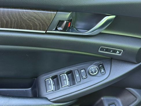 Used 2018 Honda Accord EX-L image 21