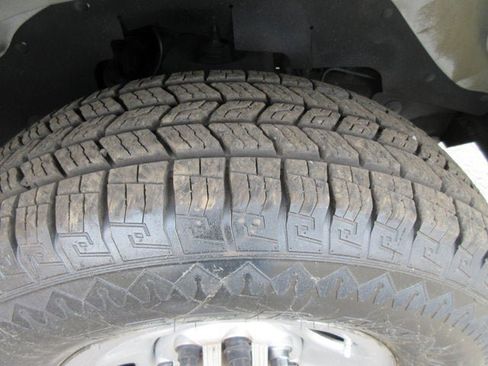 Used 2015 Chevrolet Express 3500 image 24