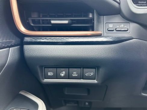Used 2024 Toyota Grand Highlander AWD Hybrid image 27
