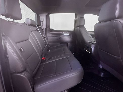 Used 2025 GMC Sierra 1500 SLT w/ SLT Premium Package AWD/4WD image 32