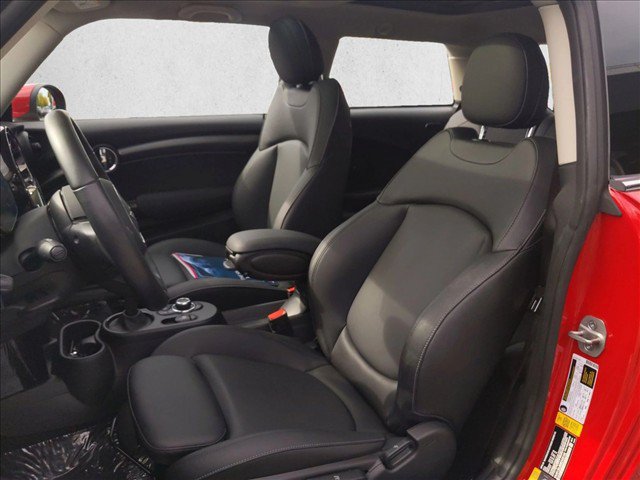 Used 2024 MINI Cooper SE FWD image 17