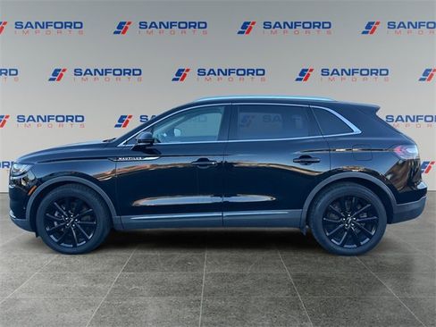 Used 2021 Lincoln Nautilus Reserve w/ Equipment Group 202A image 2