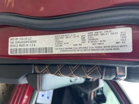 Used 2023 Jeep Grand Cherokee Summit image 31