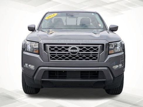 Certified 2024 Nissan Frontier SV w/ Technology Package image 9