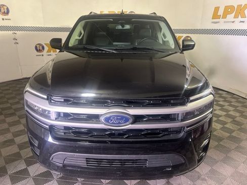 Used 2022 Ford Expedition XLT RWD image 8