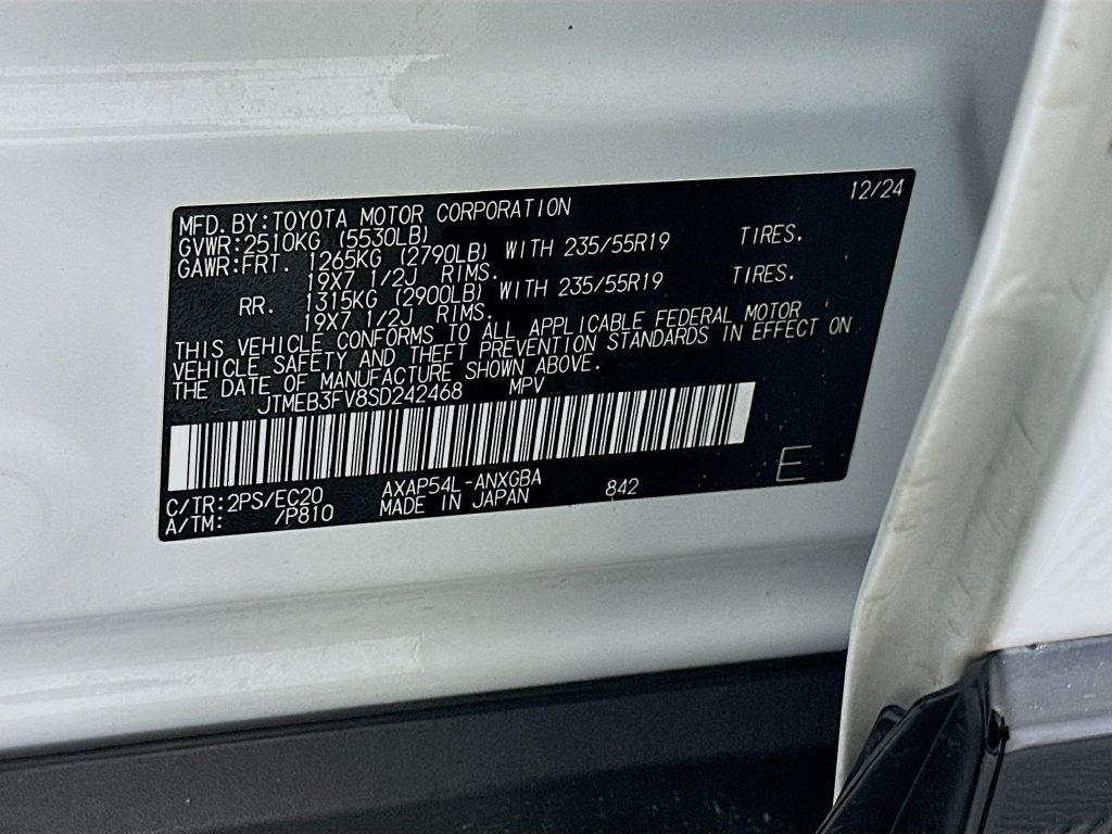 Certified 2025 Toyota RAV4 XSE AWD/4WD image 33