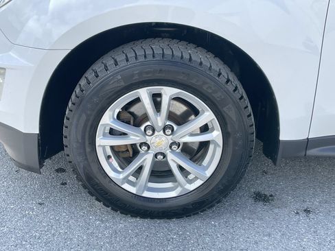 Used 2017 Chevrolet Equinox LT w/ Convenience Package FWD image 26