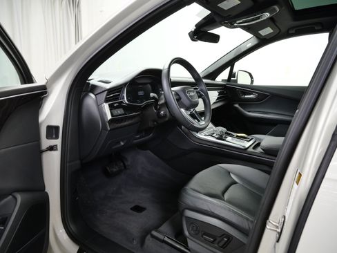 Used 2023 Audi Q7 2.0T Premium Plus w/ Premium Plus Package AWD/4WD image 14