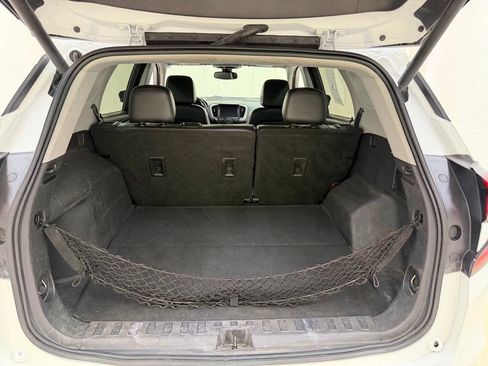Used 2021 GMC Terrain SLT FWD image 3