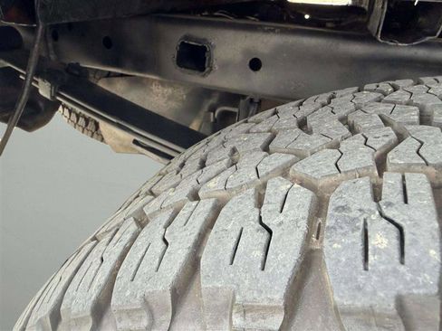 Used 2014 Ford F150 Platinum image 19