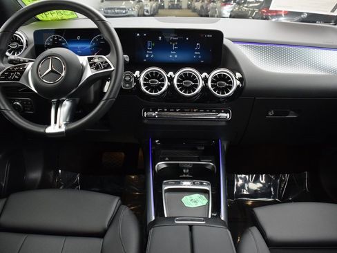 Certified 2025 Mercedes-Benz GLA 250 image 18