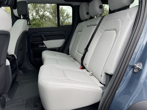 New 2026 Land Rover Defender 110 S AWD/4WD image 27