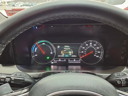 Used 2022 Kia Sorento SX w/ Panoramic Sunroof Package image 9