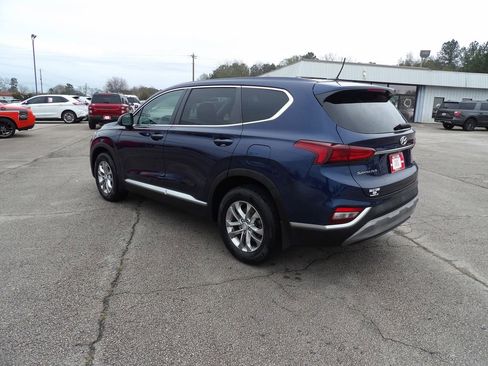 Used 2019 Hyundai Santa Fe SE image 3