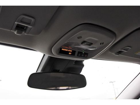 Used 2025 Chevrolet Trax LT w/ Driver Confidence Package image 24