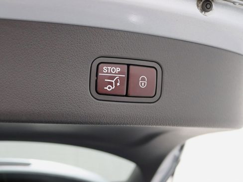 Used 2023 Mercedes-Benz GLC 300 4MATIC w/ Pinnacle Trim Package image 37