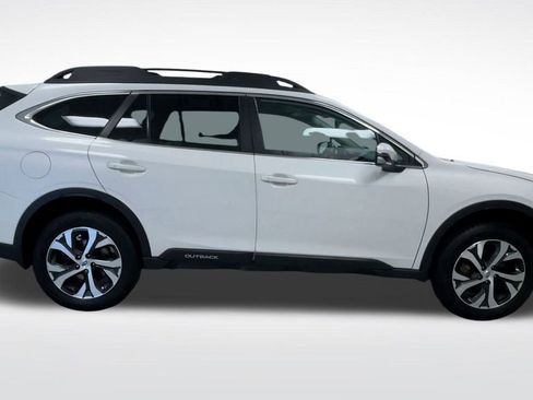 Used 2022 Subaru Outback Limited image 9
