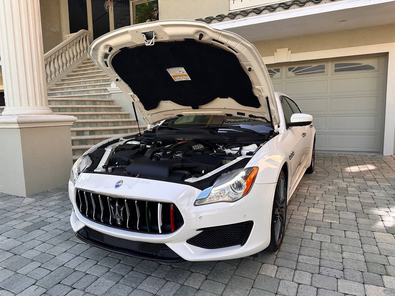Used 2017 Maserati Quattroporte GTS GranSport RWD image 49