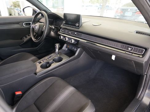 Used 2024 Honda Civic Sport image 23