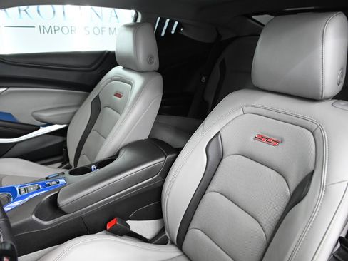 Used 2018 Chevrolet Camaro SS RWD image 21