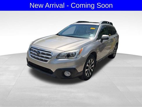 Used 2016 Subaru Outback 2.5i Limited AWD/4WD image 2