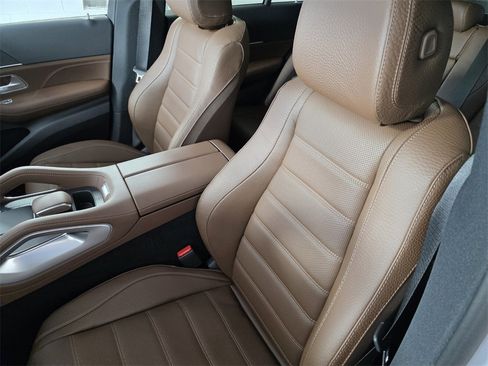 New 2026 Mercedes-Benz GLE 450 4MATIC Coupe image 8