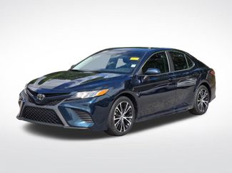 Used 2019 Toyota Camry SE FWD video 2