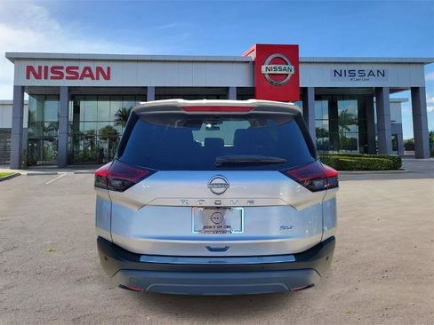 Certified 2023 Nissan Rogue SV image 6