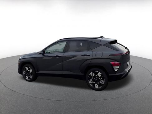Used 2025 Hyundai Kona SEL image 10