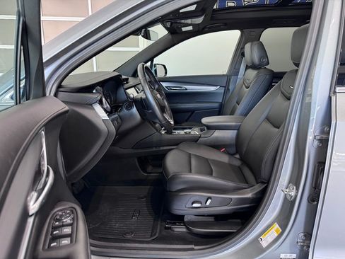 Certified 2024 Cadillac XT6 Luxury w/ LPO, Floor Liner Package AWD/4WD image 6