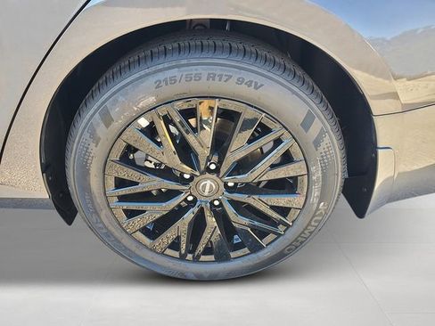 New 2026 Nissan Altima 2.5 SV w/ SV Special Edition Package FWD image 9