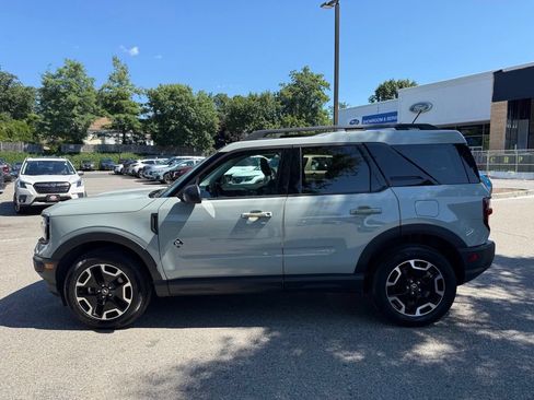 Used 2023 Ford Bronco Sport Outer Banks w/ Tech Package AWD/4WD image 5