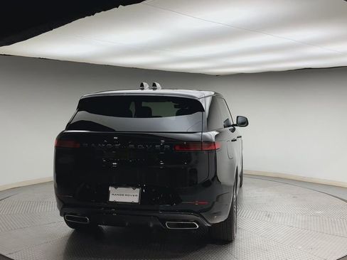 New 2026 Land Rover Range Rover Sport Dynamic SE image 3