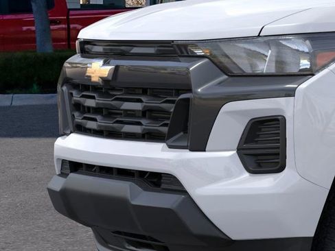 New 2026 Chevrolet Colorado LT image 13