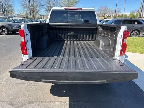 Used 2025 Chevrolet Silverado 1500 LTZ AWD/4WD image 7