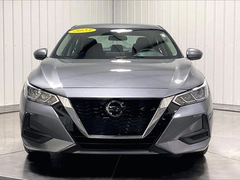 Used 2023 Nissan Sentra SV image 2