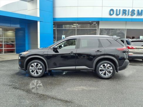 Used 2023 Nissan Rogue SV w/ SV Premium B Package image 6